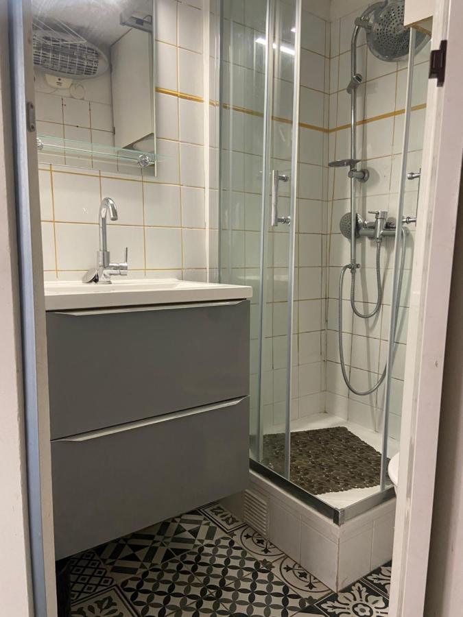 Tres Bel Appartement Montmartre Paris Luaran gambar