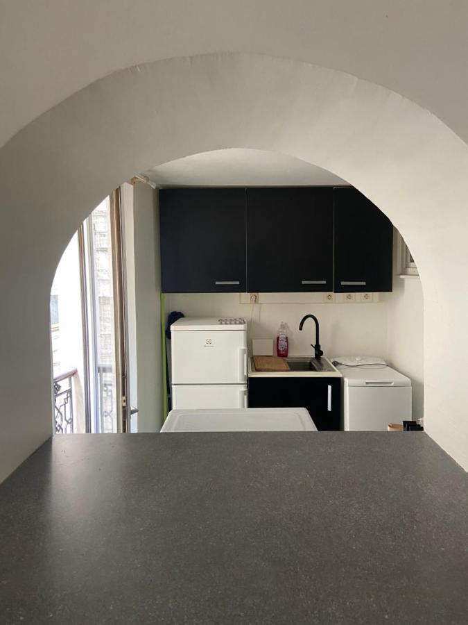 Tres Bel Appartement Montmartre Paris Luaran gambar
