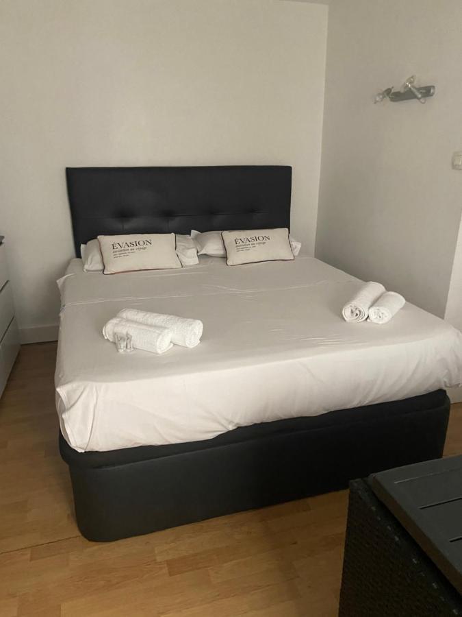 Tres Bel Appartement Montmartre Paris Luaran gambar
