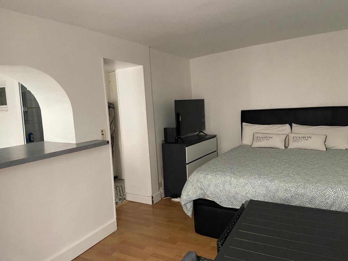 Tres Bel Appartement Montmartre Paris Luaran gambar